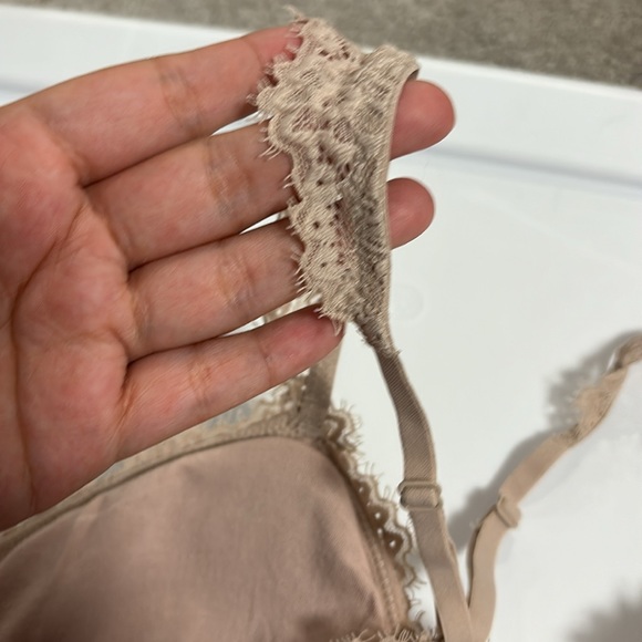 Aerie 🤍Eyelash Lace Racerback Bralette - Picture 6 of 9